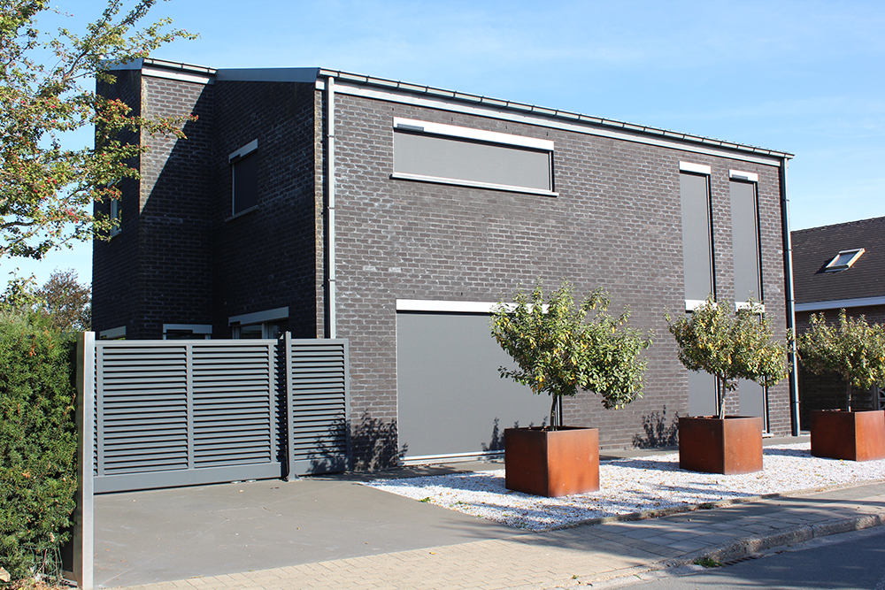 BUILDING Shutter Systems zonwering screens zonne-energie